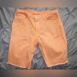 Levi's Men's Peach Jean Shorts
